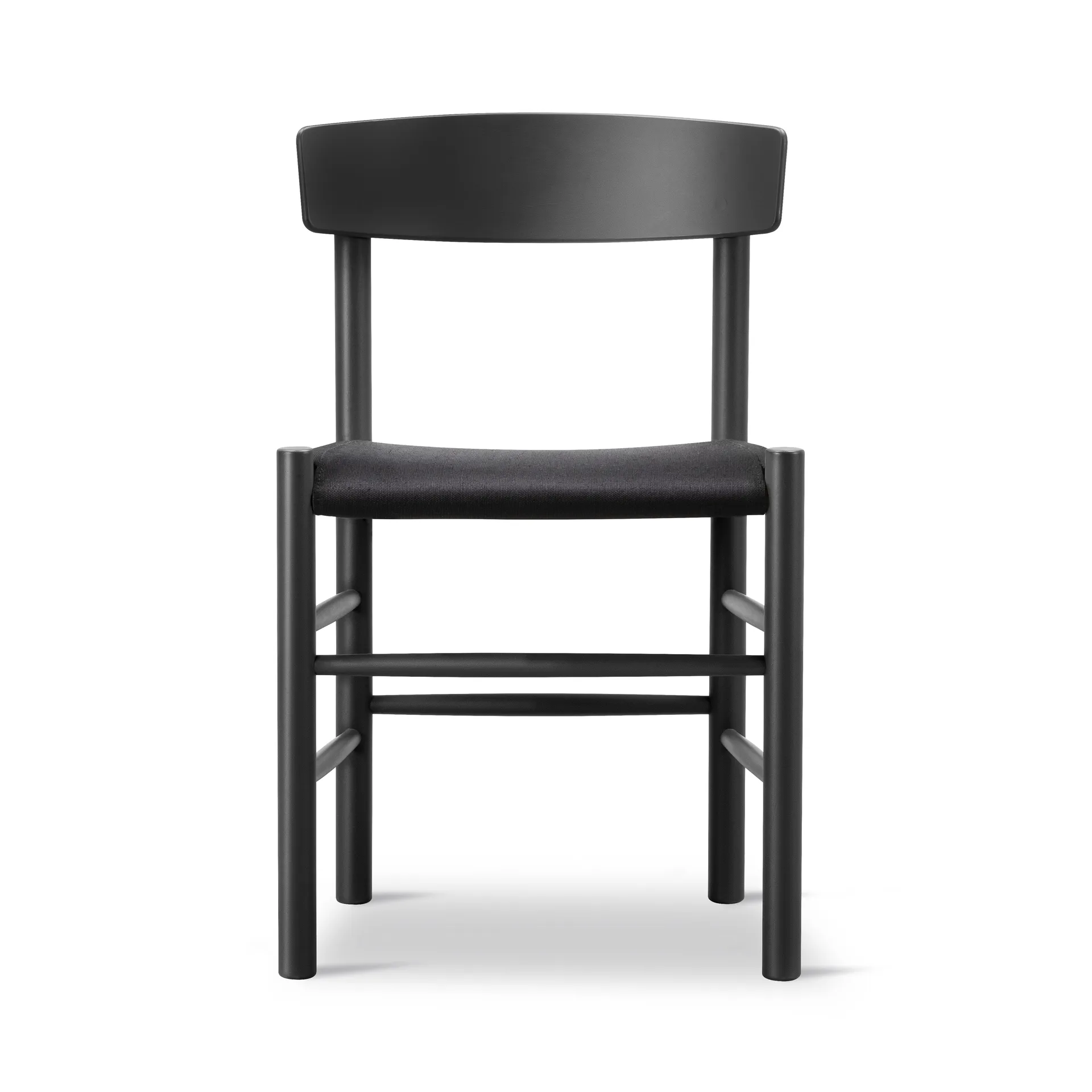 Fredericia Furniture J39-tuoli Musta lakattu koivu musta canvas