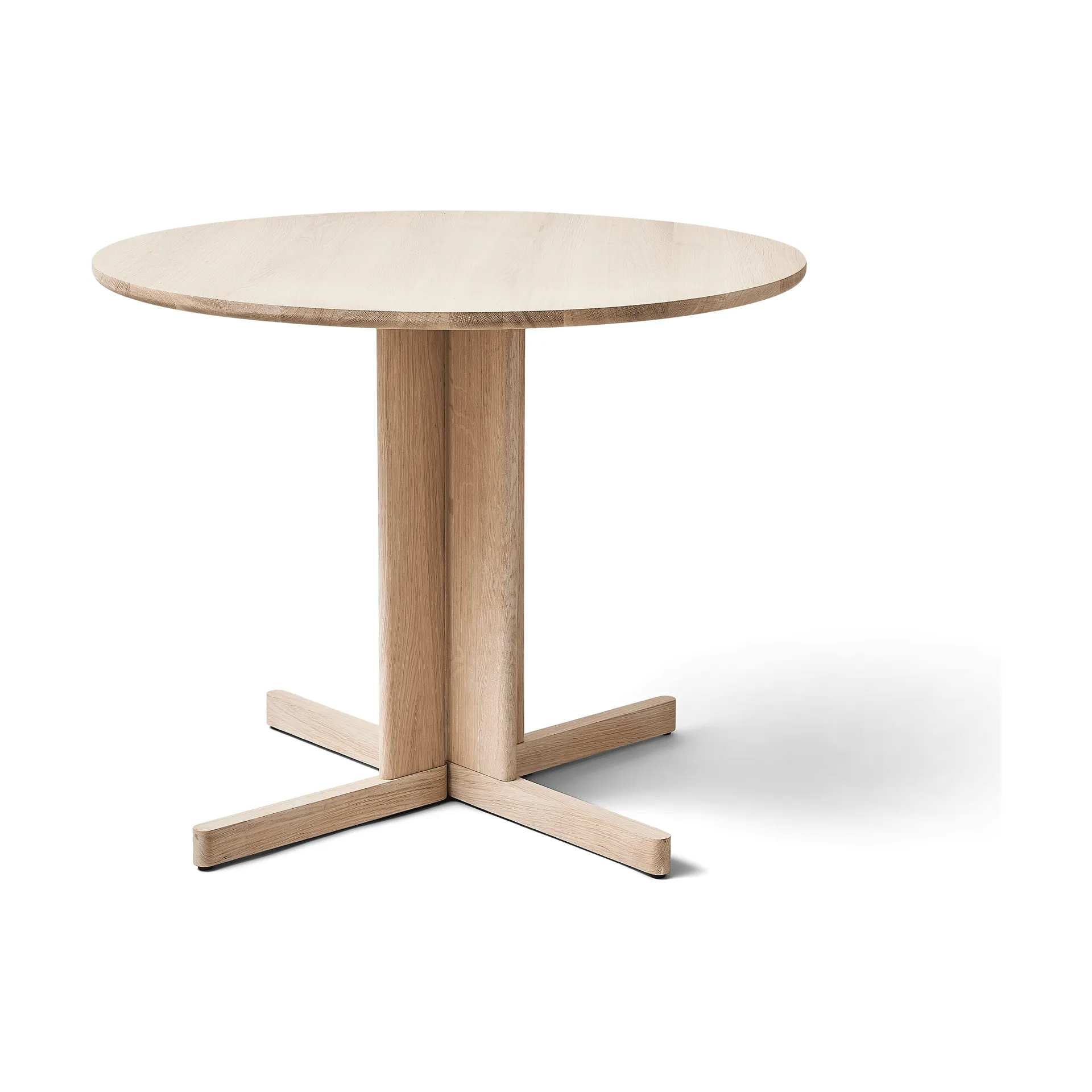 Form & Refine Trefoil ruokapöytä Ø90 cm Valkoinen tammi