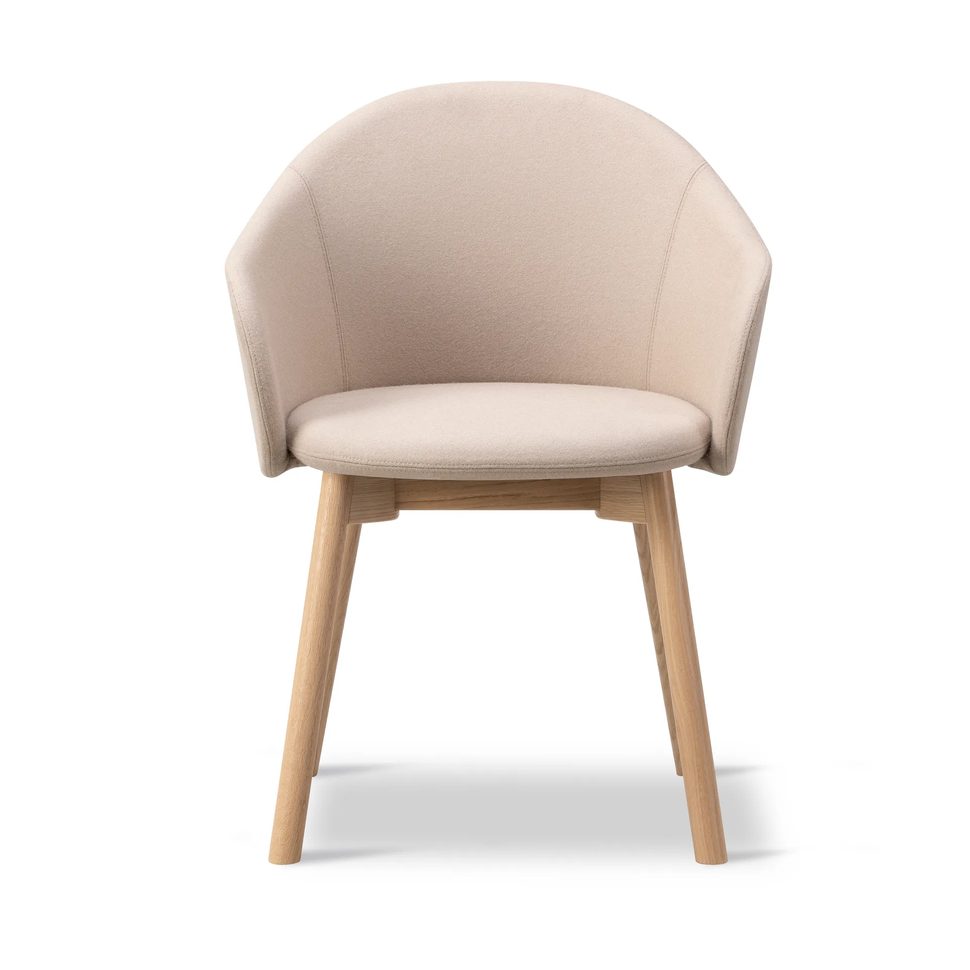 Fredericia Furniture Gomo-nojatuoli puujalat Blazer CUZ47 Fairfield-lakattu tammi