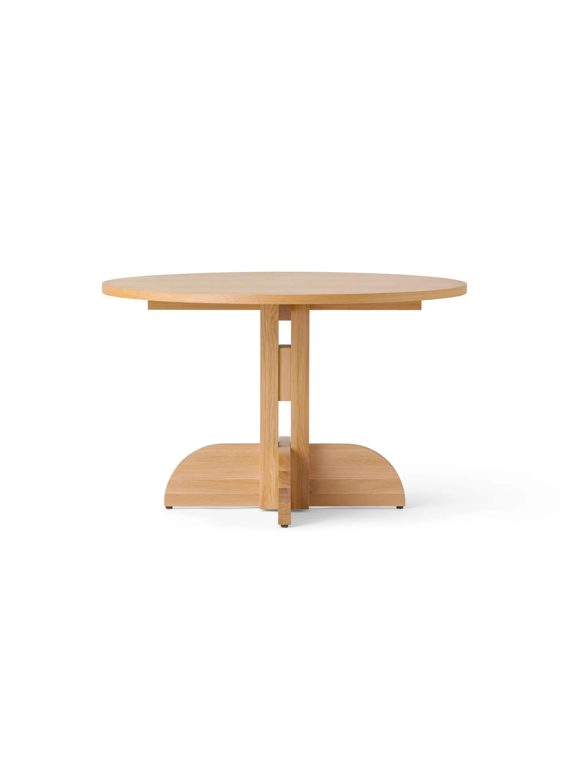 Audo Copenhagen Puffin Dining Table tammiviilu Natural Luonnollinen tammenviilu, Ø120 cm