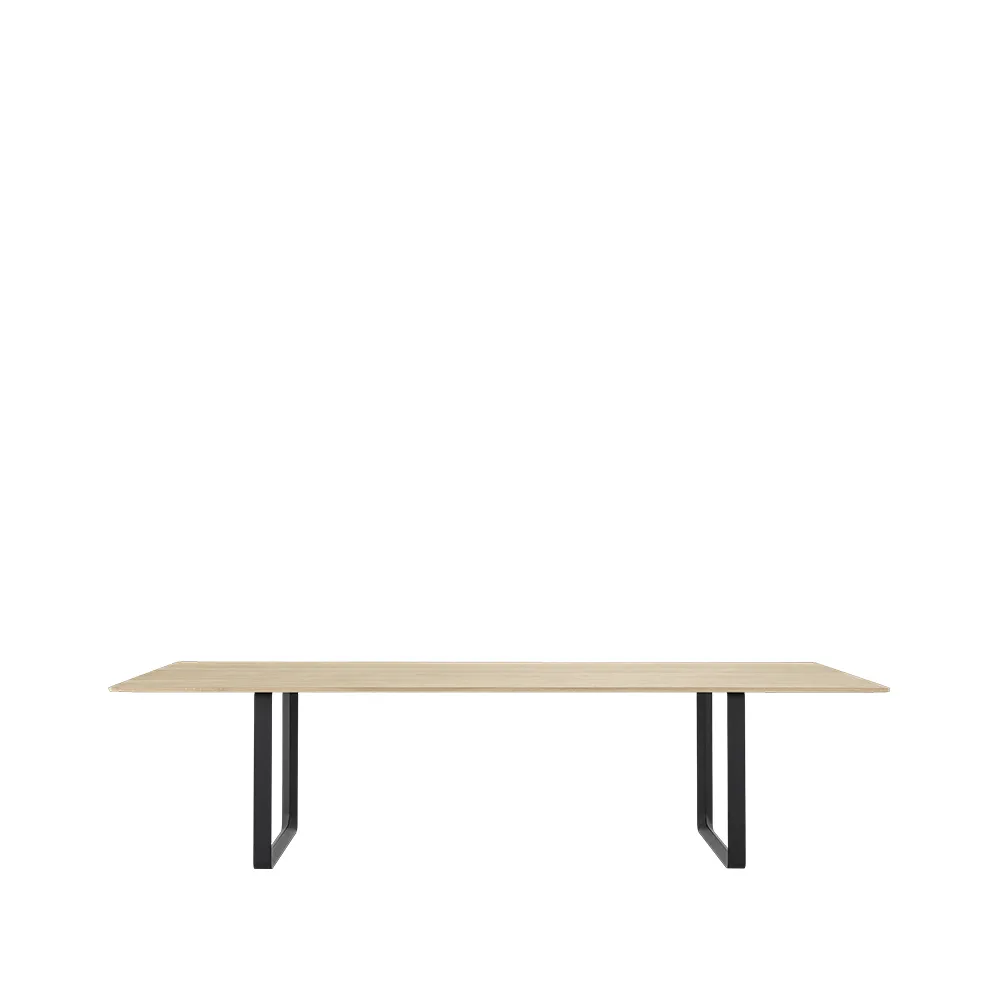 Muuto 70/70 ruokapöytä 295 x 108 cm Solid oak-Black
