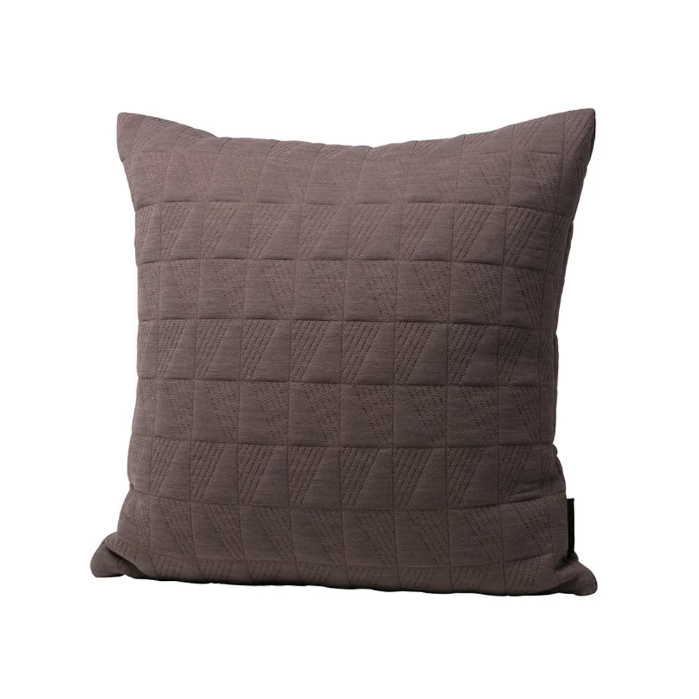 Fritz Hansen Trapez-tyyny 50x50 cm Earth Brown