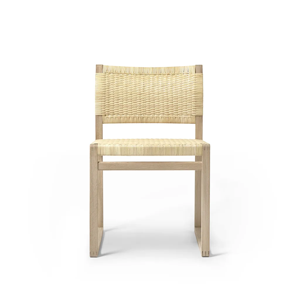 Fredericia Furniture BM61-tuoli Rottinglakkattu ekateline