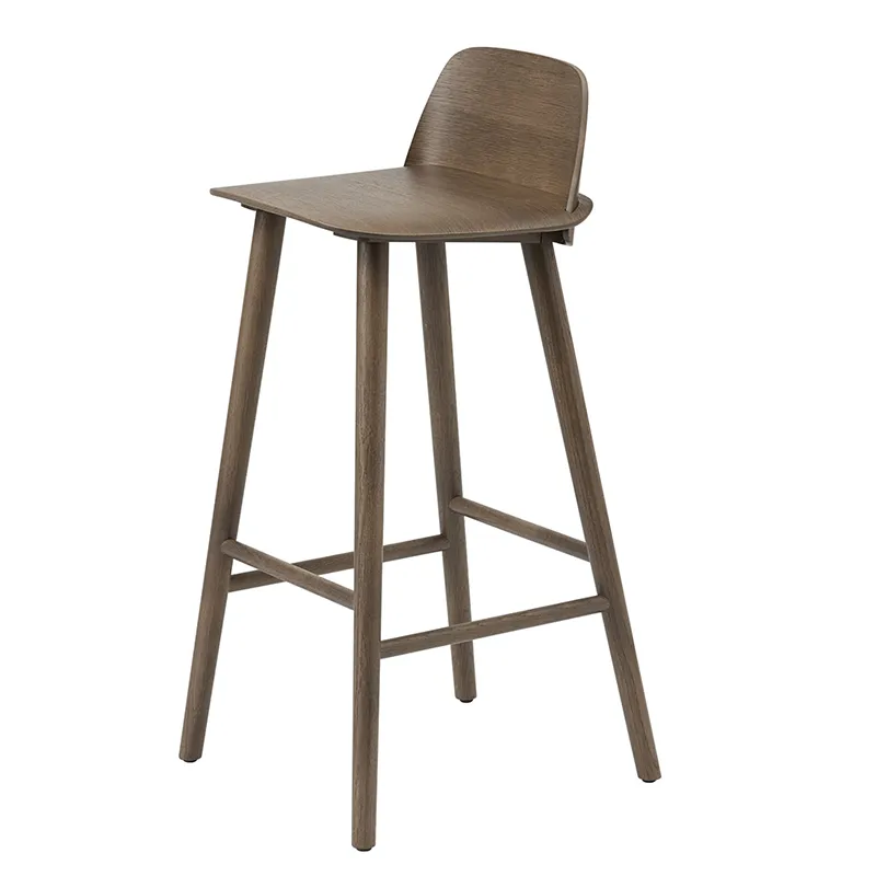 Muuto, Nerd baarituoli 75 cm - metallisen jalkatuen kanssa - Stained Dark Brown