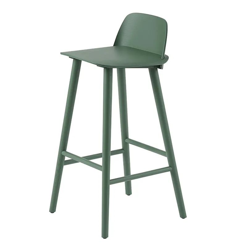 Muuto, Nerd baarituoli 75 cm - metallisen jalkatuen kanssa - Green