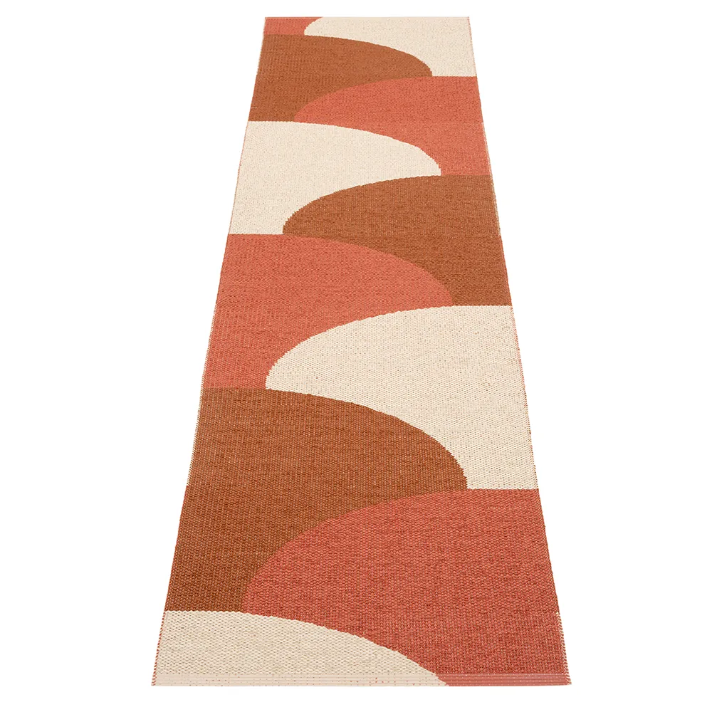 Pappelina, Hill matto Brick/Rust/Cream 70 x 270cm