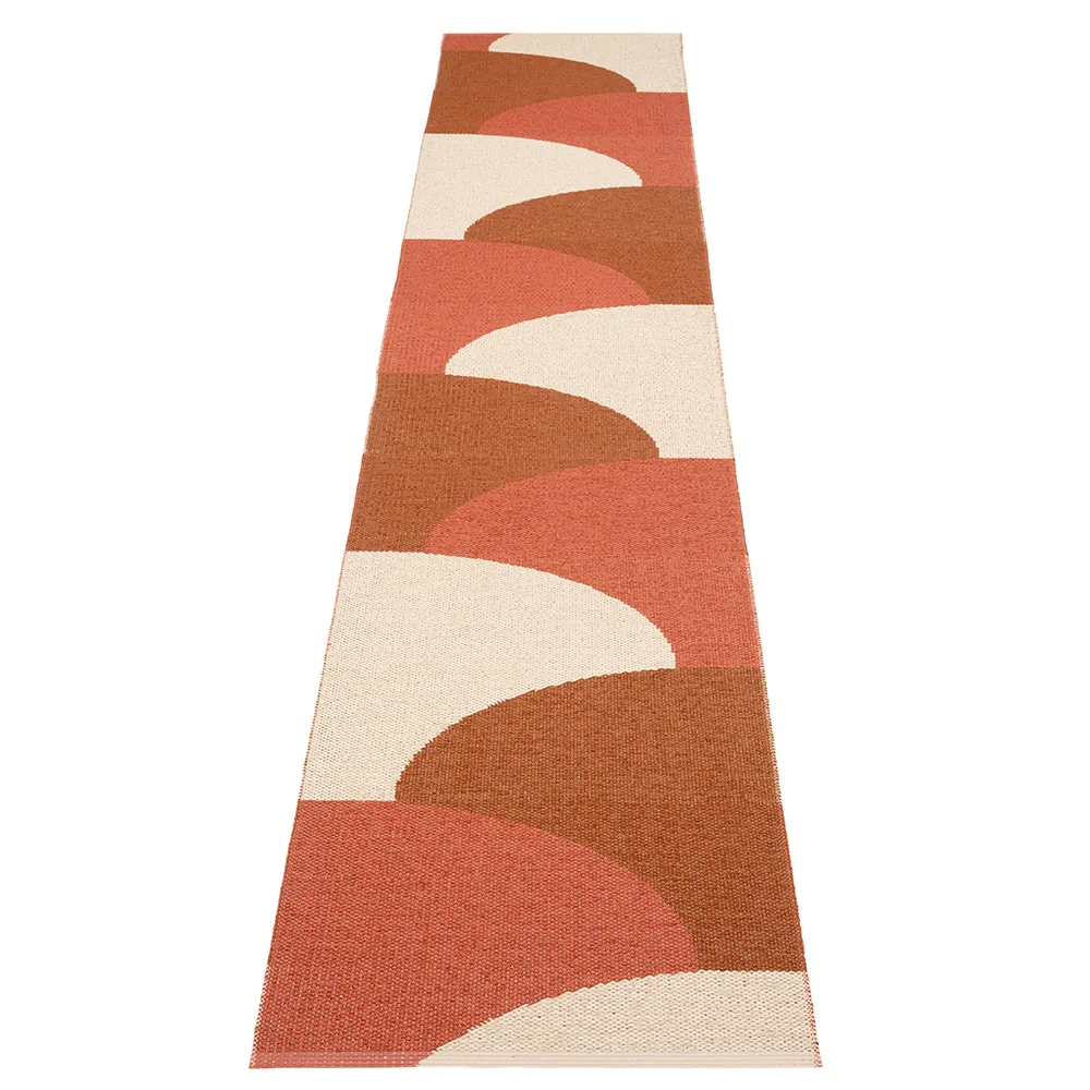 Pappelina, Hill matto Brick/Rust/Cream 70 x 360cm