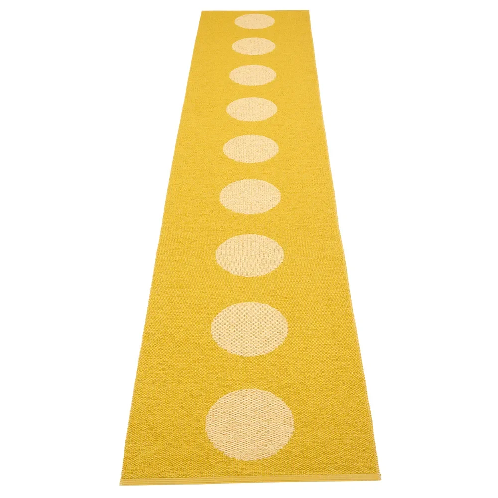 Pappelina, Vera Pop matto Mustard/Pale Yellow 70 x 360cm