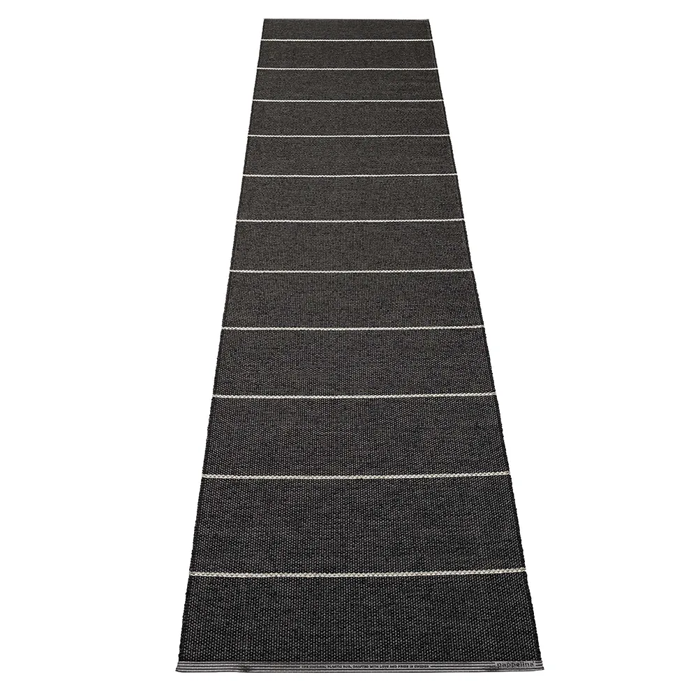Pappelina, Lea matto Black/Misty Mint/Vanilla 70 x 300 cm