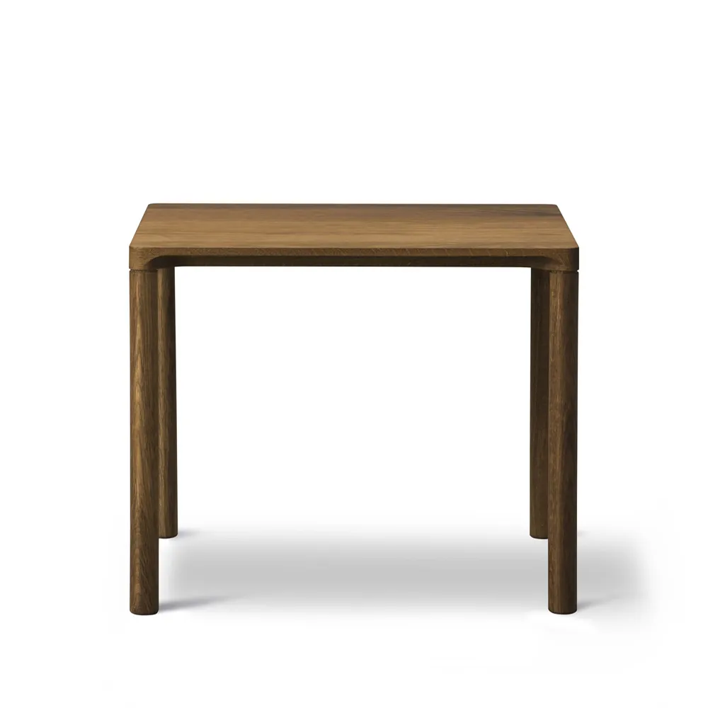 Fredericia Furniture Piloti 6705 sivupöytä Savustettu tammi korkeus 35 cm