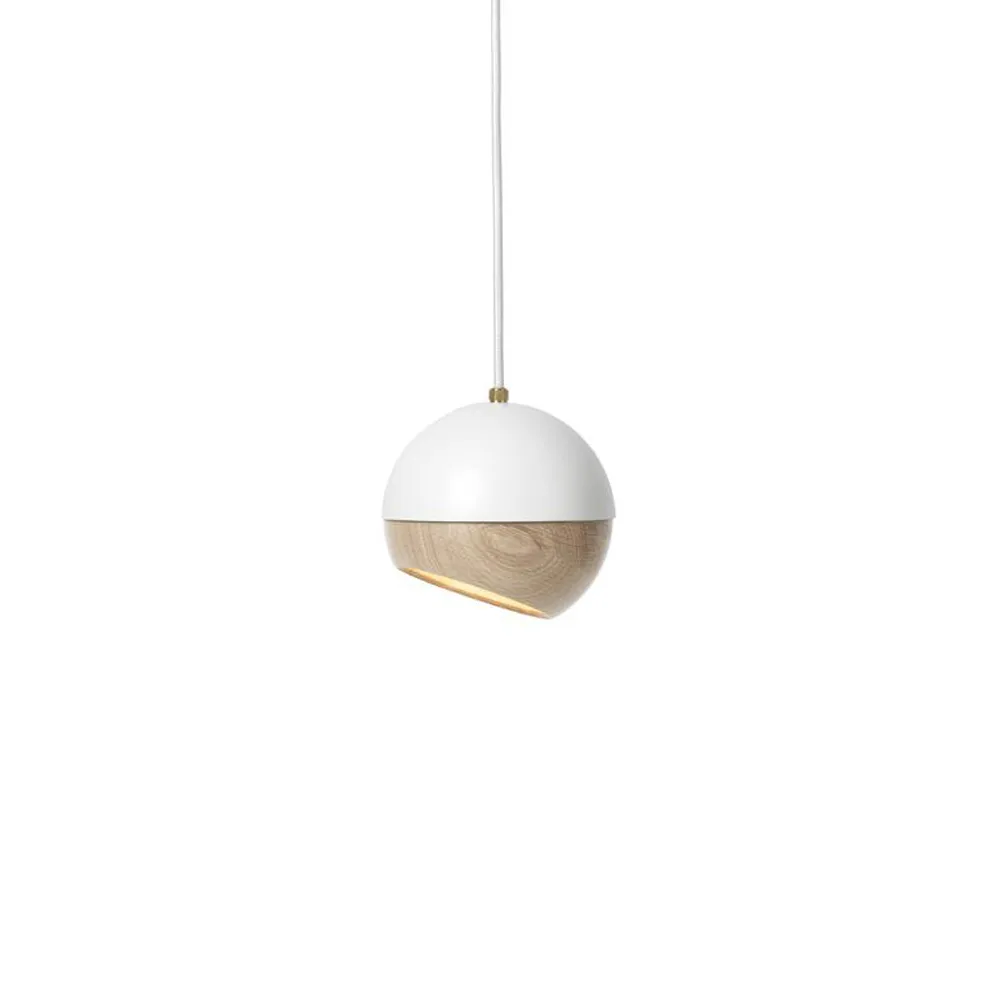 Mater Ray riippuvalaisin white, medium - varjostimessa tammiyksityiskohta