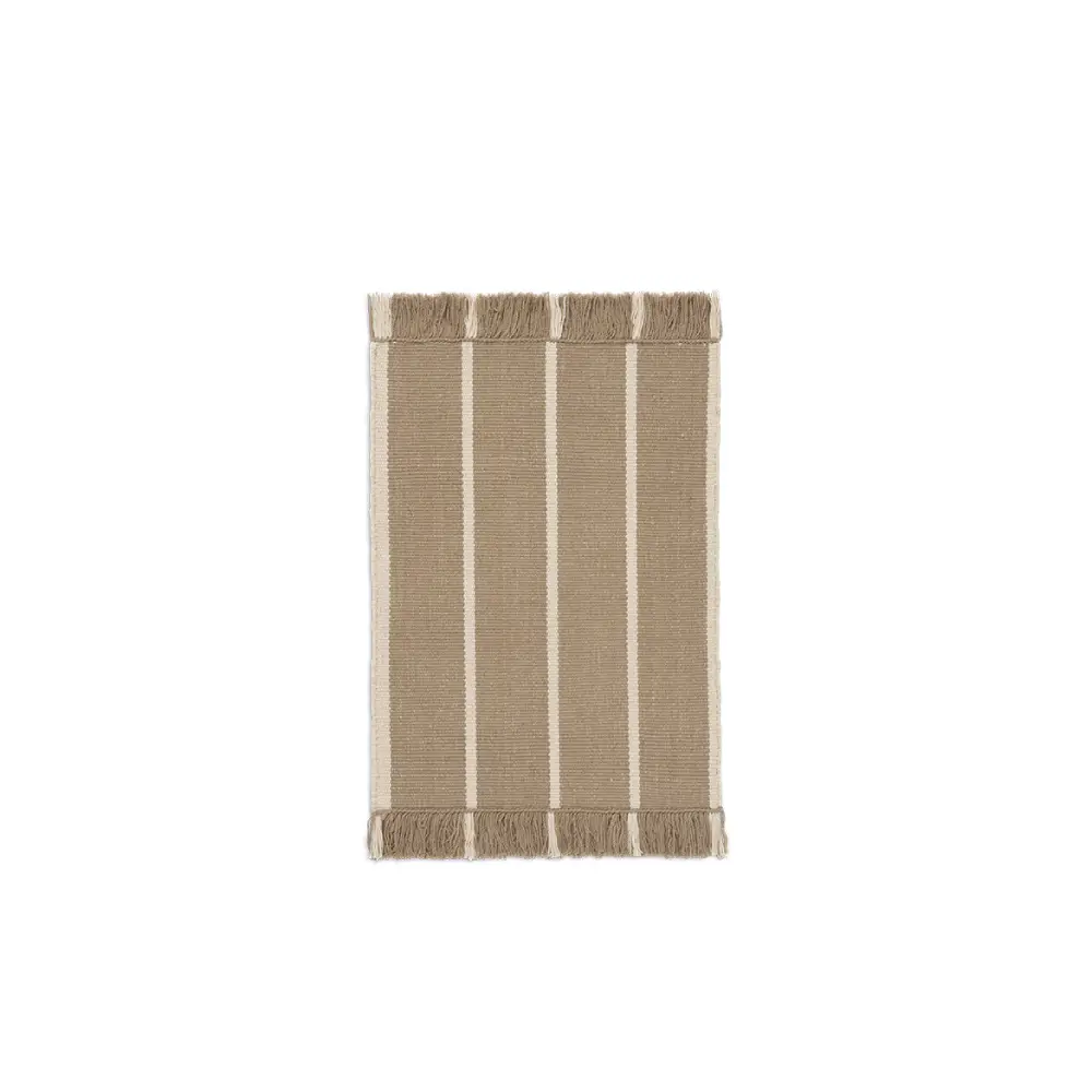 Ferm Living, Calm Kelim Matto 50x70 cm - Dark Sand/Off-white