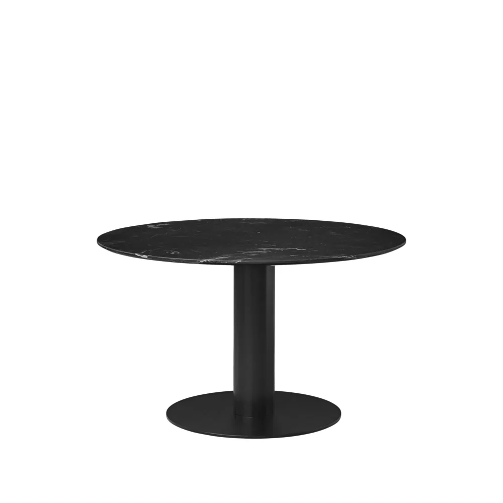 GUBI Gubi 2.0 -ruokapöytä Marble black, ø 110, musta runko