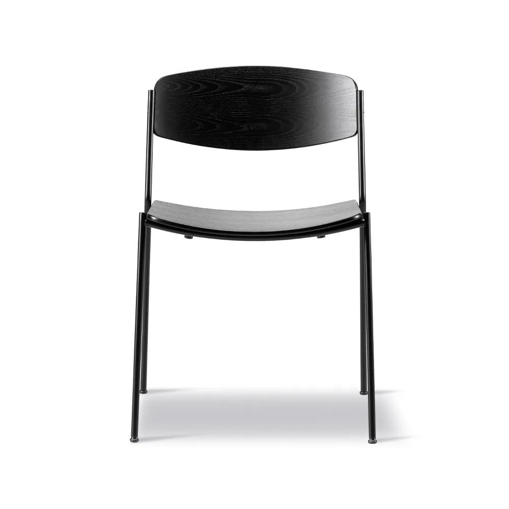 Fredericia Furniture Lynderup 3080 tuoli Musta pyökki musta teräsjalka