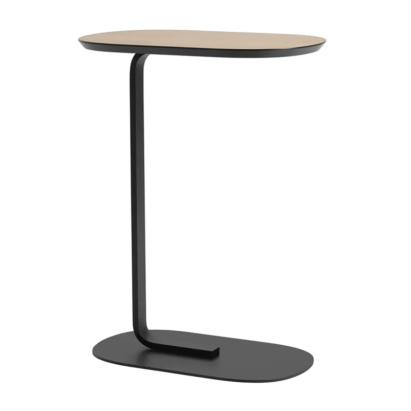 Muuto, Relate sivupöytä 73,5 cm - Oak Laminate/Black