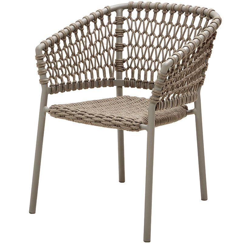 Cane-line, Ocean käsinojallinen pinottava tuoli Taupe