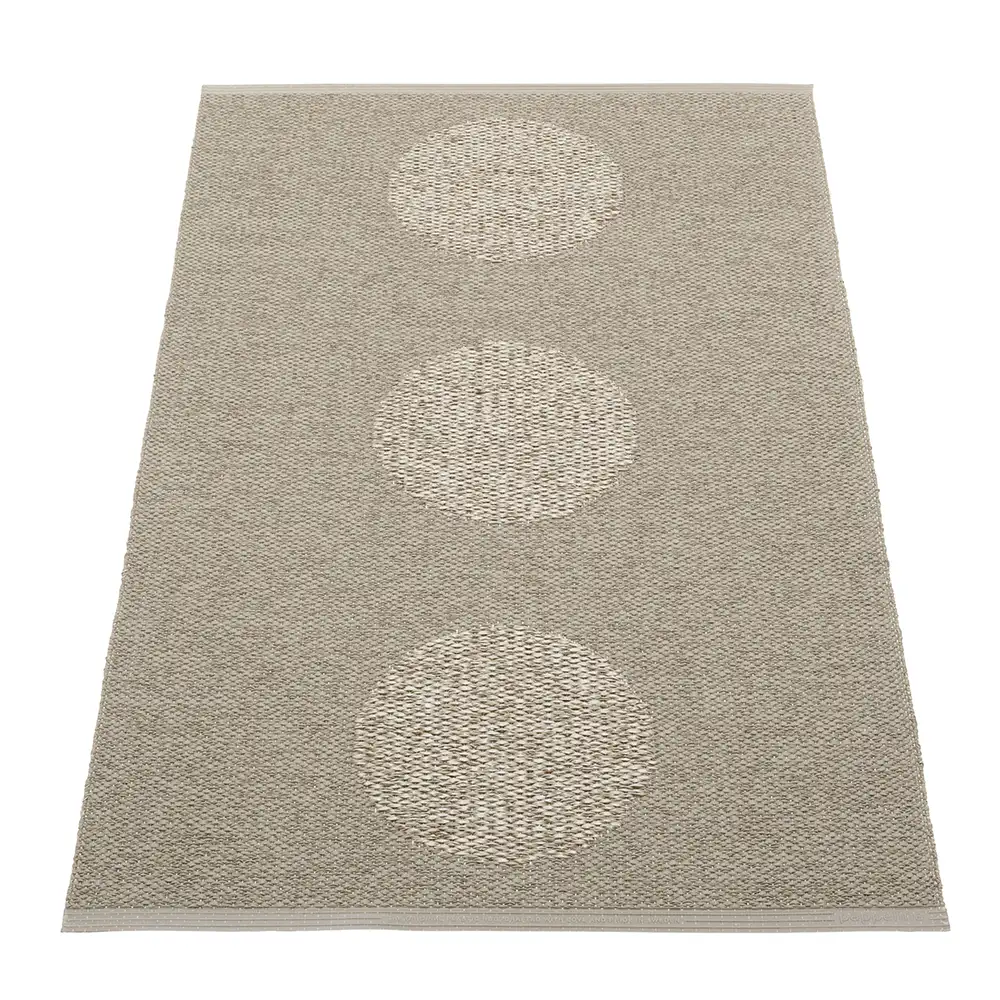 Pappelina, Vera 2.0 matto 70x120 cm Dark Linen