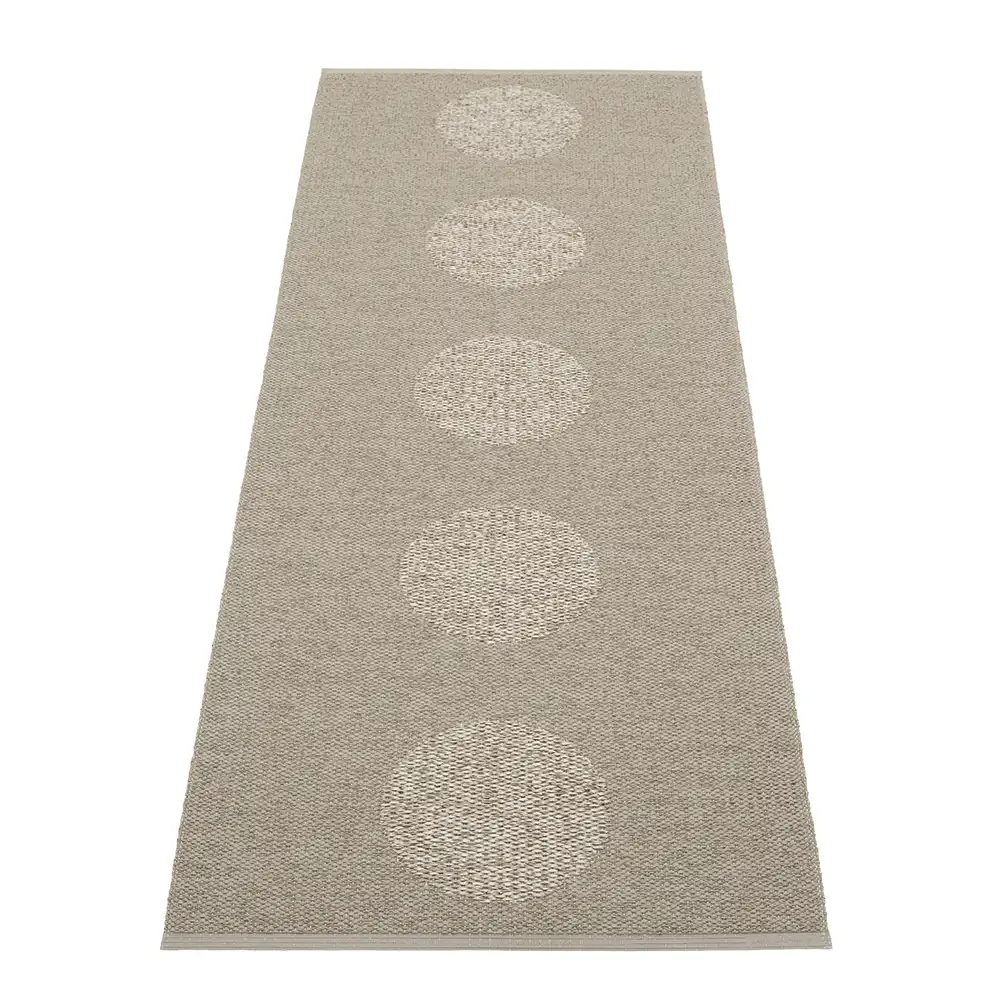 Pappelina, Vera 2.0 matto 70x200 cm Dark Linen