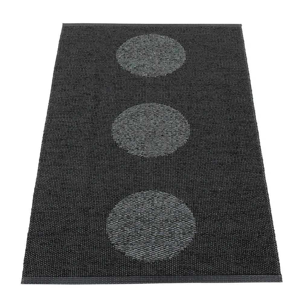Pappelina, Vera 2.0 matto 70x120 cm Black